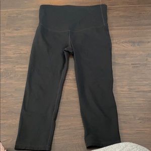 Gap Fit Maternity Blackout Technology Crops